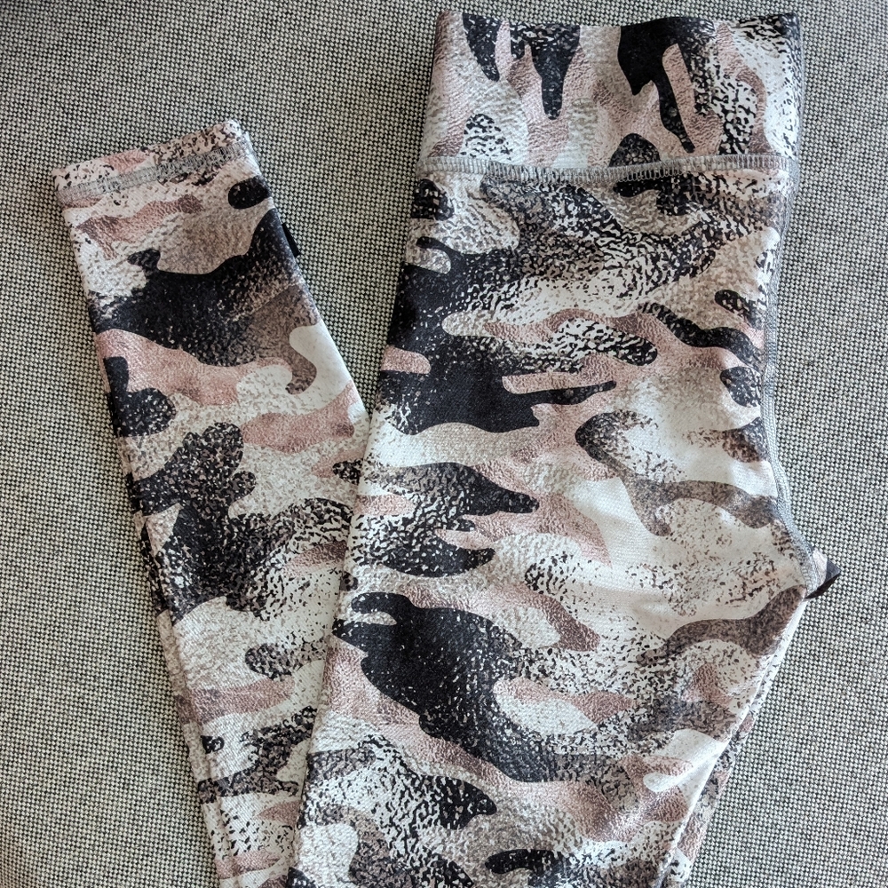 Terez X Equinox Camo Leggings